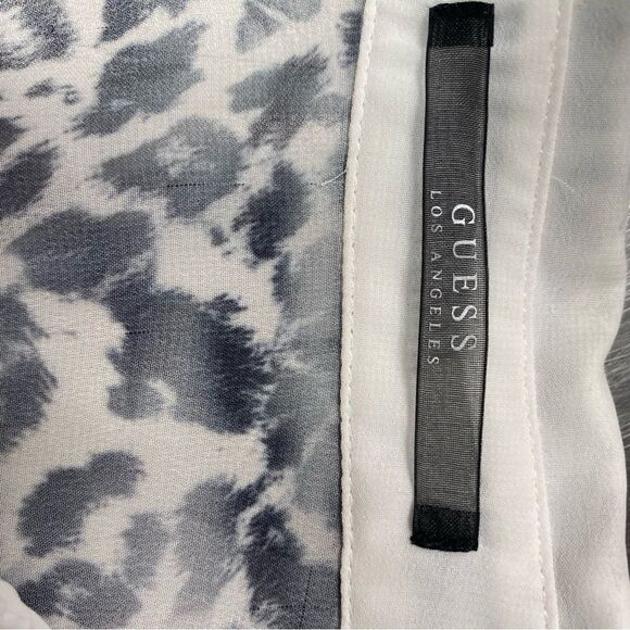 Guess sequin collar button down blouse XS - Picture 4 of 8